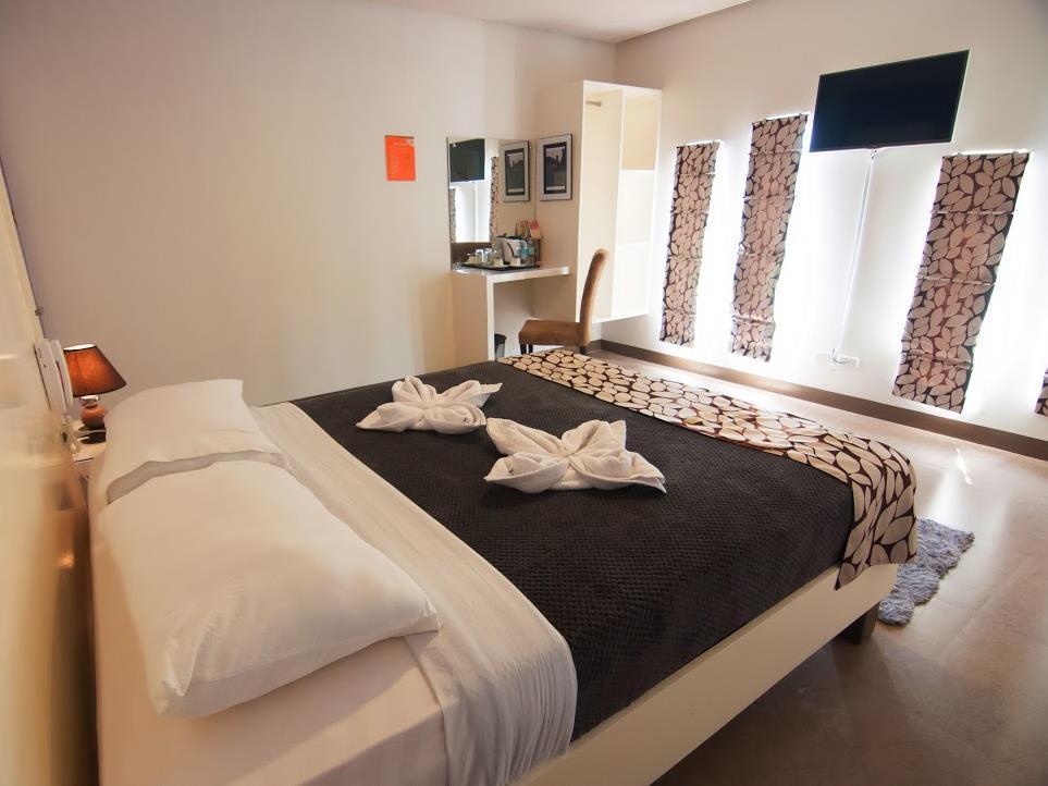 Avenue One Hotel Upper Digos Экстерьер фото