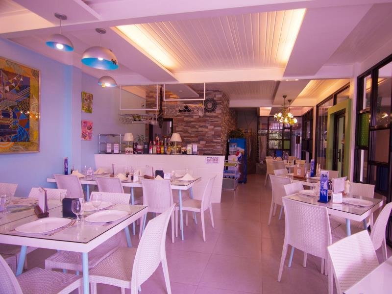 Avenue One Hotel Upper Digos Экстерьер фото
